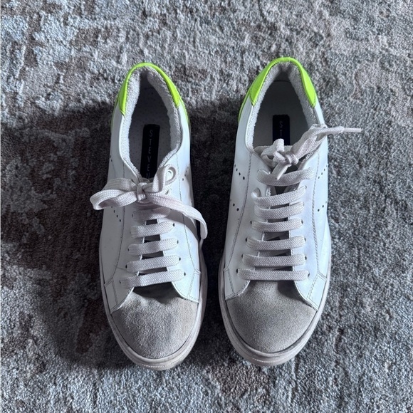 Good used condition Steven low top sneakers. Sz 8 - Picture 2 of 13